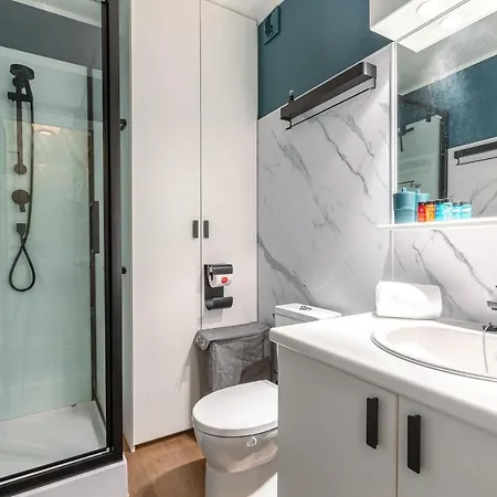 Be At Sea In All-in Luxury , Outdoor Pool, Side Seaview * Ostend