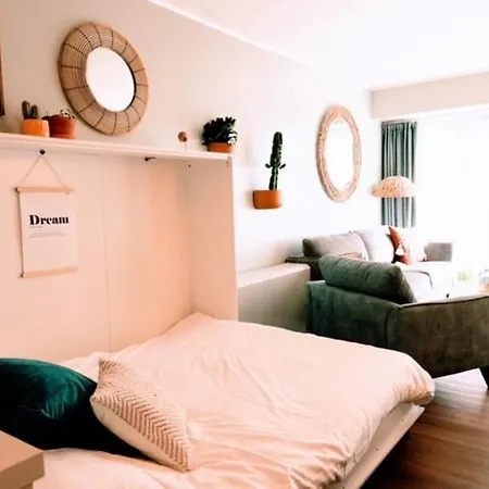 Apartment Be At Sea In All-in Luxury , Outdoor Pool, Side Seaview *