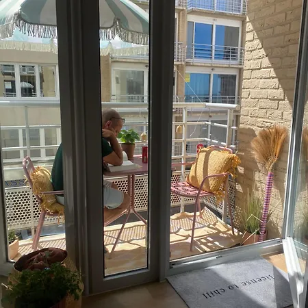 Be At Sea In All-in Luxury , Outdoor Pool, Side Seaview * Ostend